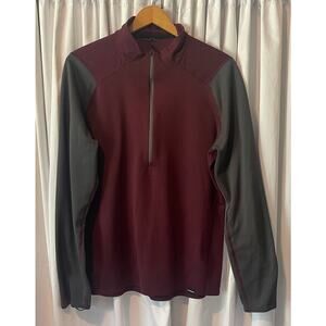 Patagonia Mens Pull over 1/4 zip up jacket Size Large **Flaw**